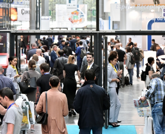 Crowd entering in a exhibition